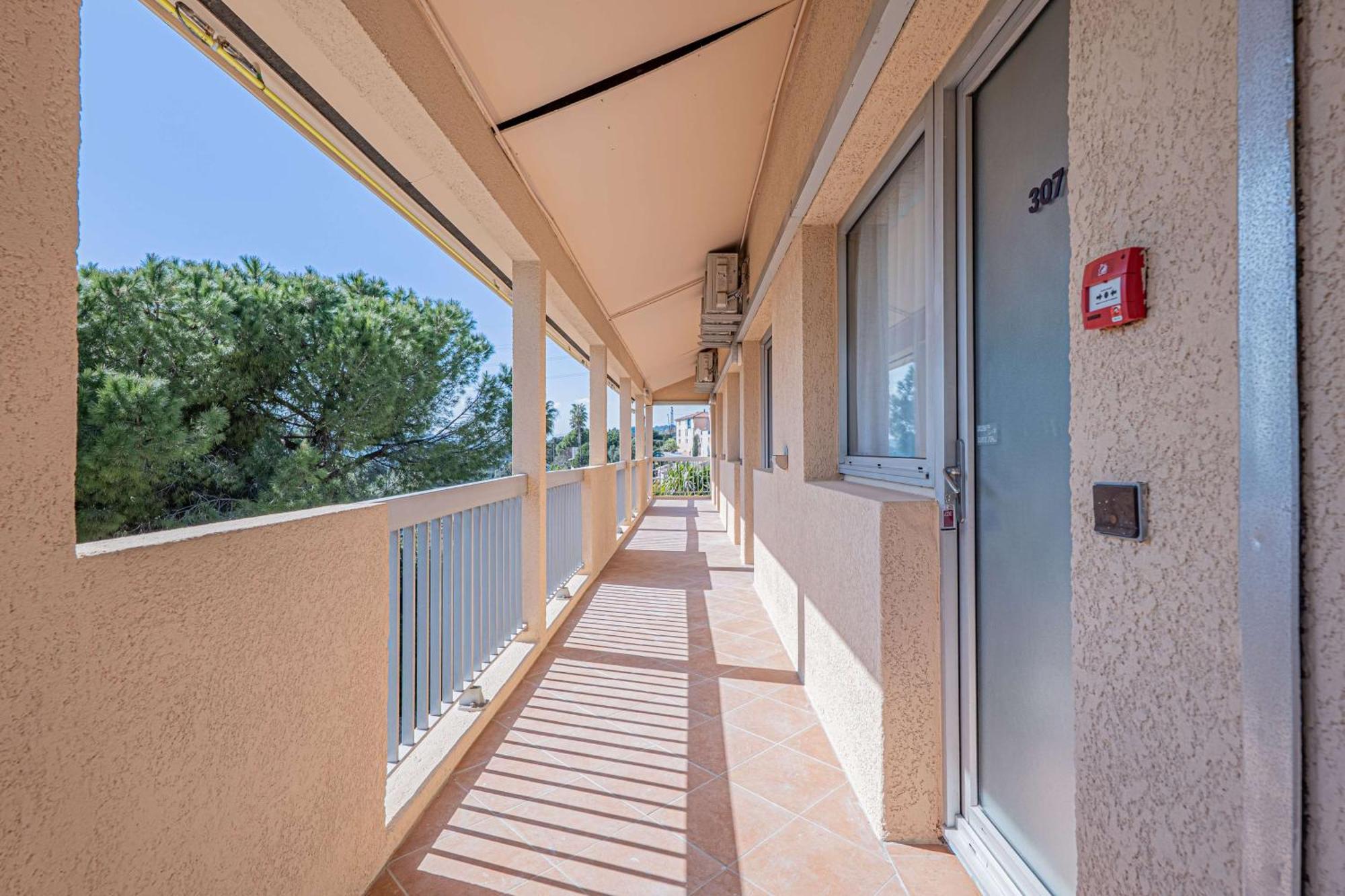 Sure Hotel By Best Western Mougins Belvedere Экстерьер фото
